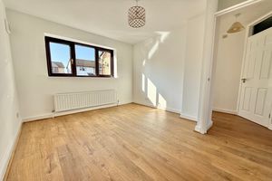 Bedroom- click for photo gallery